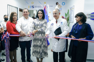 Primera dama y SNS inauguran Unidad Integral para Adolescentes e inician operaciones de Unidad Materno Infantil en Hospital Vinicio Calventi