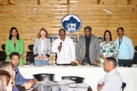 Mesa directiva en taller del SNS y el SRSM para directores y equipos de Comunicación.